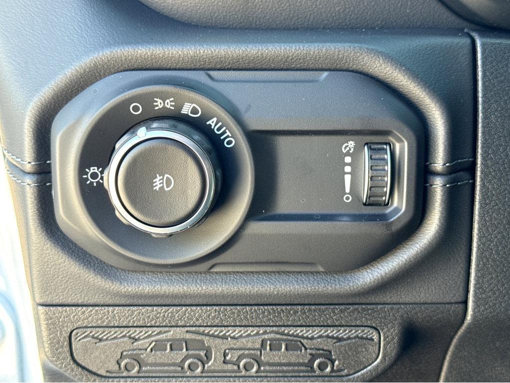 new 2025 Jeep Wrangler car, priced at $54,360