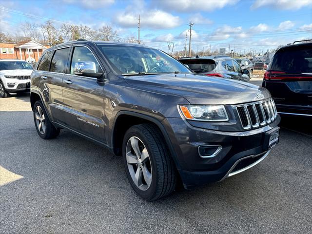 used 2015 Jeep Grand Cherokee car, priced at $13,500