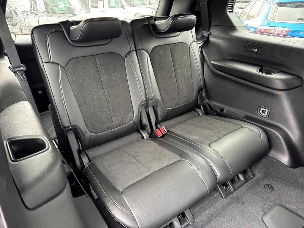 new 2025 Jeep Grand Cherokee L car, priced at $48,135