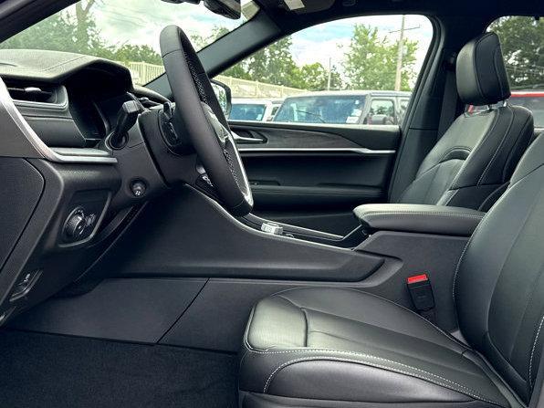 new 2025 Jeep Grand Cherokee L car, priced at $55,035
