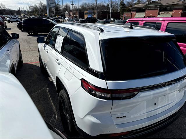 used 2023 Jeep Grand Cherokee car, priced at $35,149