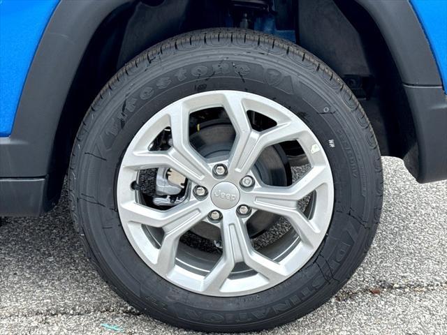 new 2025 Jeep Compass car, priced at $30,760