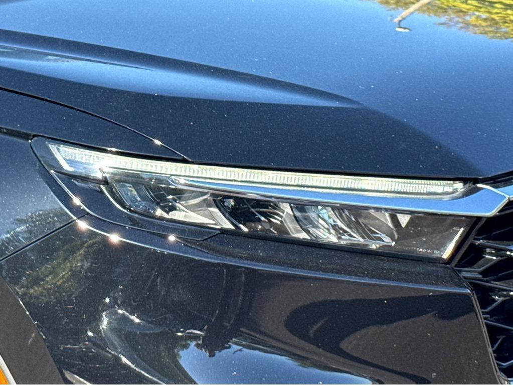 used 2023 Honda CR-V car, priced at $32,000