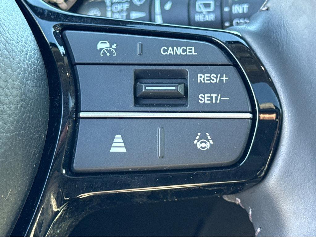 used 2023 Honda CR-V car, priced at $32,000