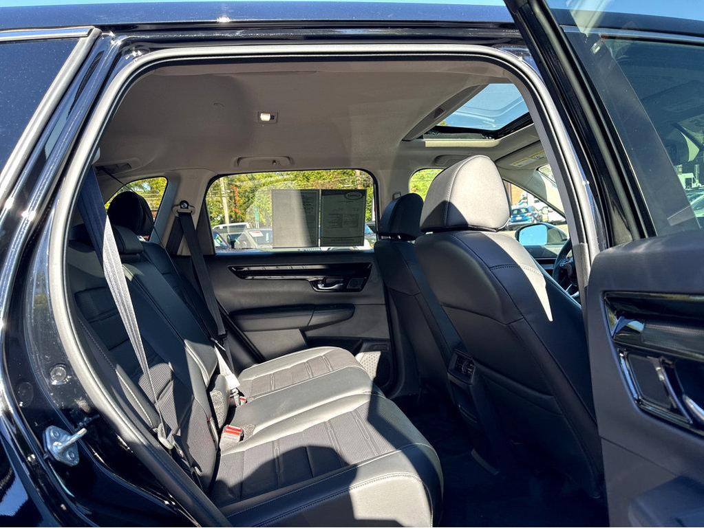 used 2023 Honda CR-V car, priced at $32,000