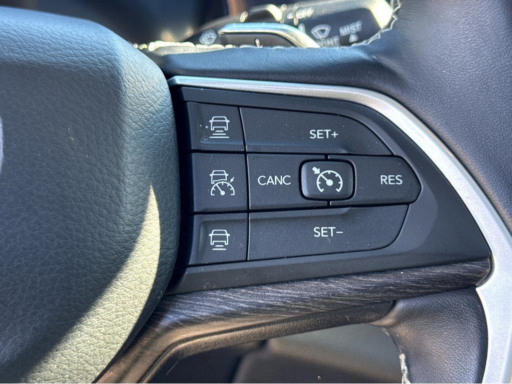 used 2021 Jeep Grand Cherokee L car, priced at $27,798