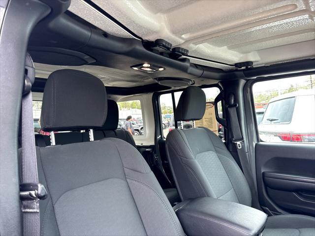used 2020 Jeep Wrangler Unlimited car, priced at $33,393