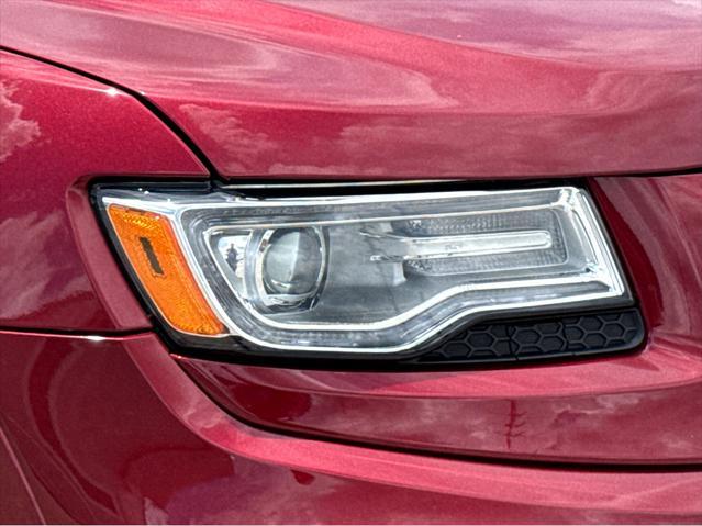 used 2015 Jeep Grand Cherokee car, priced at $20,490