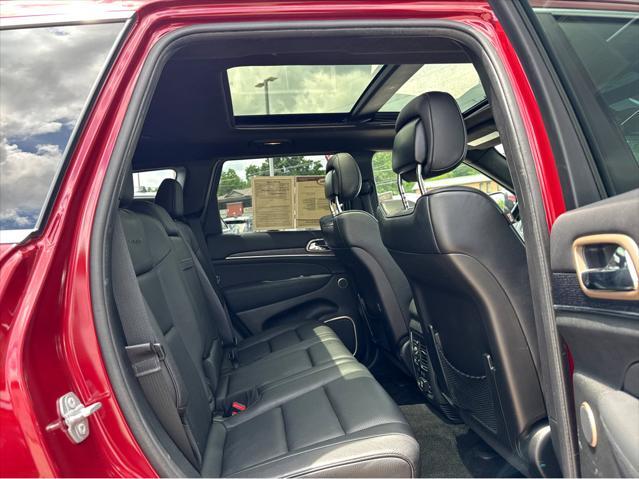 used 2015 Jeep Grand Cherokee car, priced at $20,490