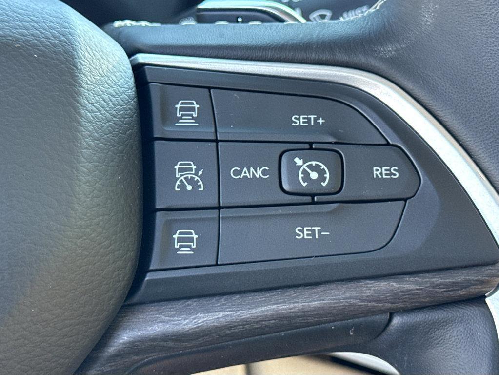 used 2021 Jeep Grand Cherokee L car, priced at $25,500