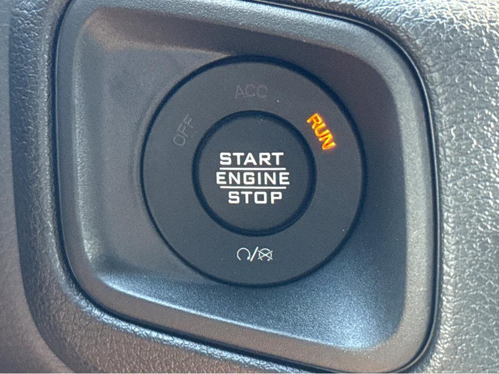 new 2025 Jeep Wrangler car, priced at $51,375