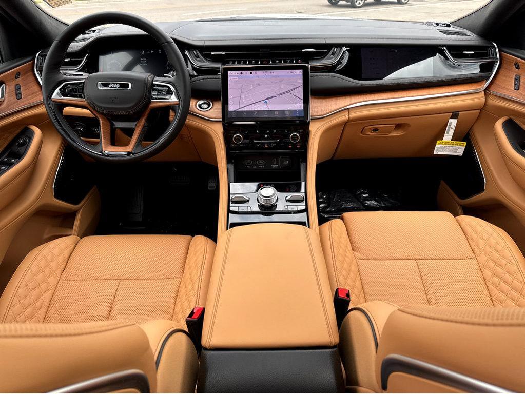 new 2025 Jeep Grand Cherokee car, priced at $65,460