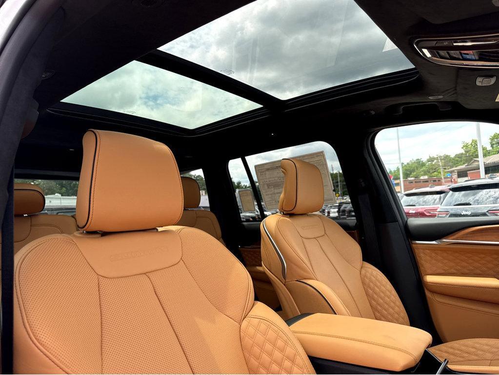 new 2025 Jeep Grand Cherokee car, priced at $65,460