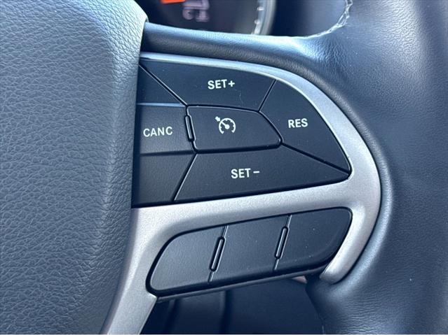 used 2022 Jeep Grand Cherokee car, priced at $32,990