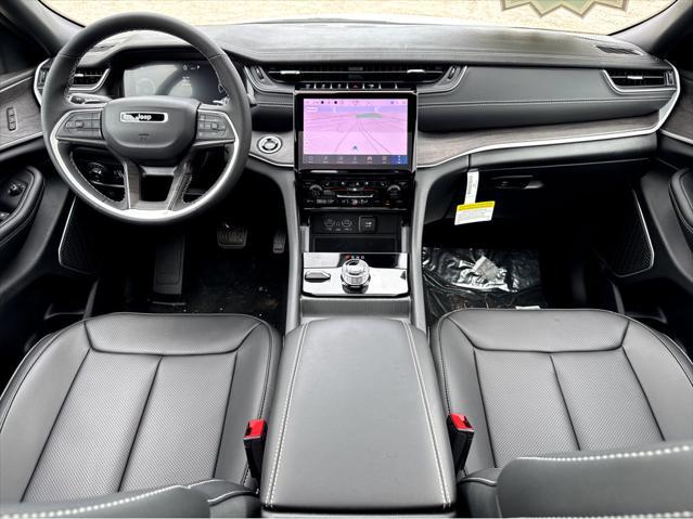 new 2025 Jeep Grand Cherokee car, priced at $57,335