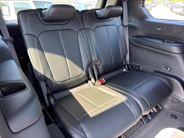 new 2025 Jeep Grand Cherokee L car, priced at $52,110