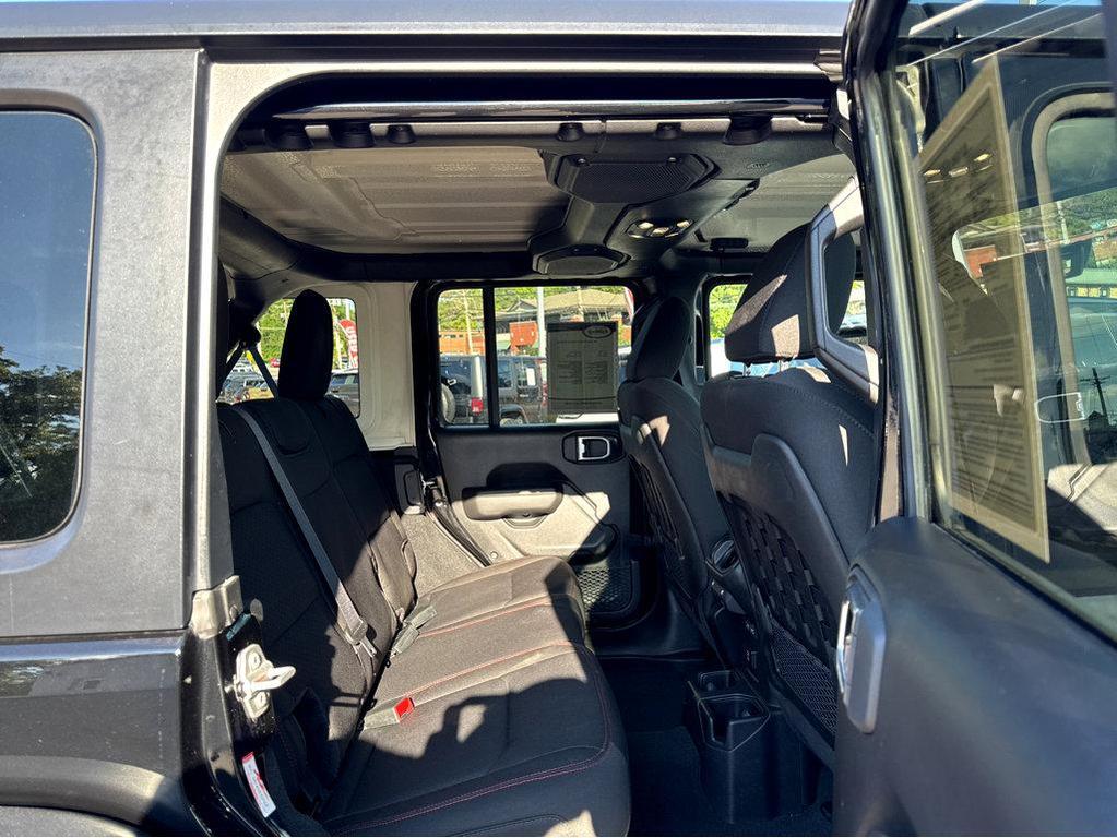 used 2022 Jeep Wrangler Unlimited car, priced at $35,500