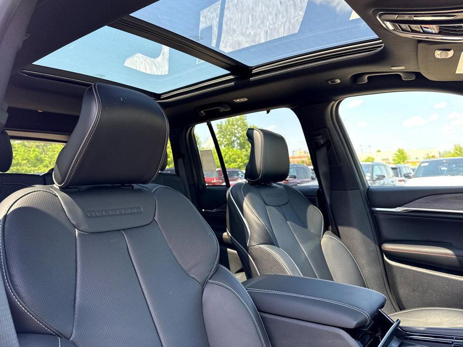 new 2025 Jeep Grand Cherokee car, priced at $63,195