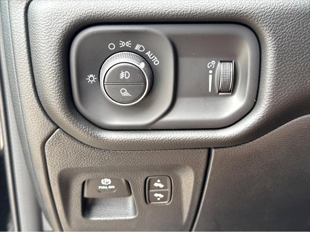 new 2025 Ram 1500 car, priced at $61,225