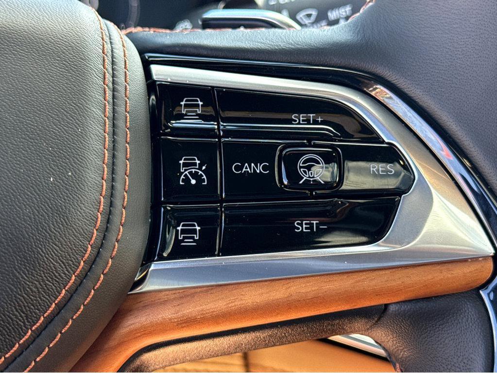 new 2025 Jeep Grand Cherokee L car, priced at $75,825