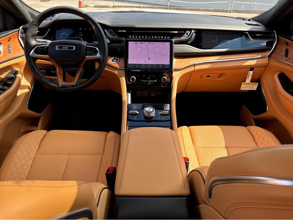 new 2025 Jeep Grand Cherokee L car, priced at $75,825