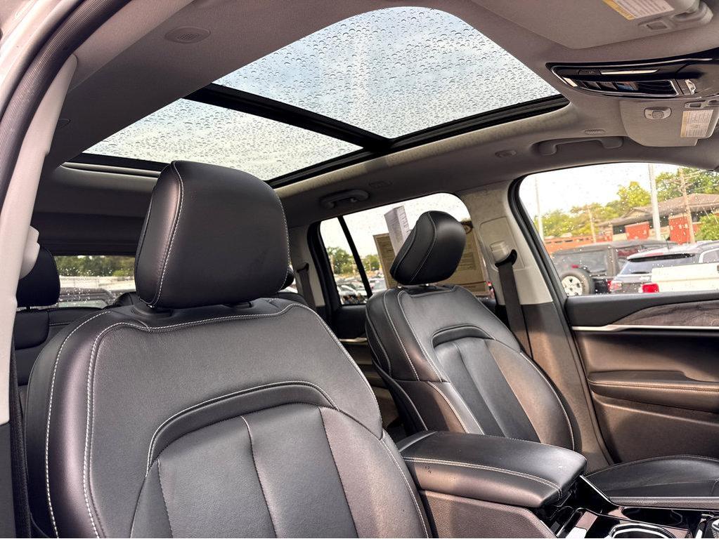 used 2022 Jeep Grand Cherokee car, priced at $29,983