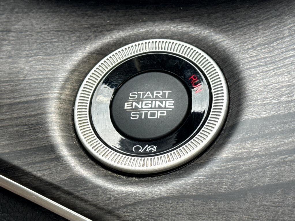 used 2022 Jeep Grand Cherokee car, priced at $29,983