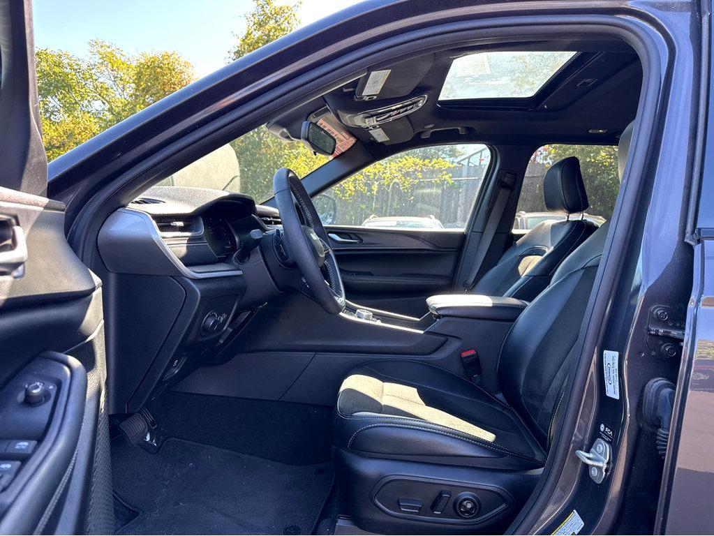 used 2023 Jeep Grand Cherokee car, priced at $34,700