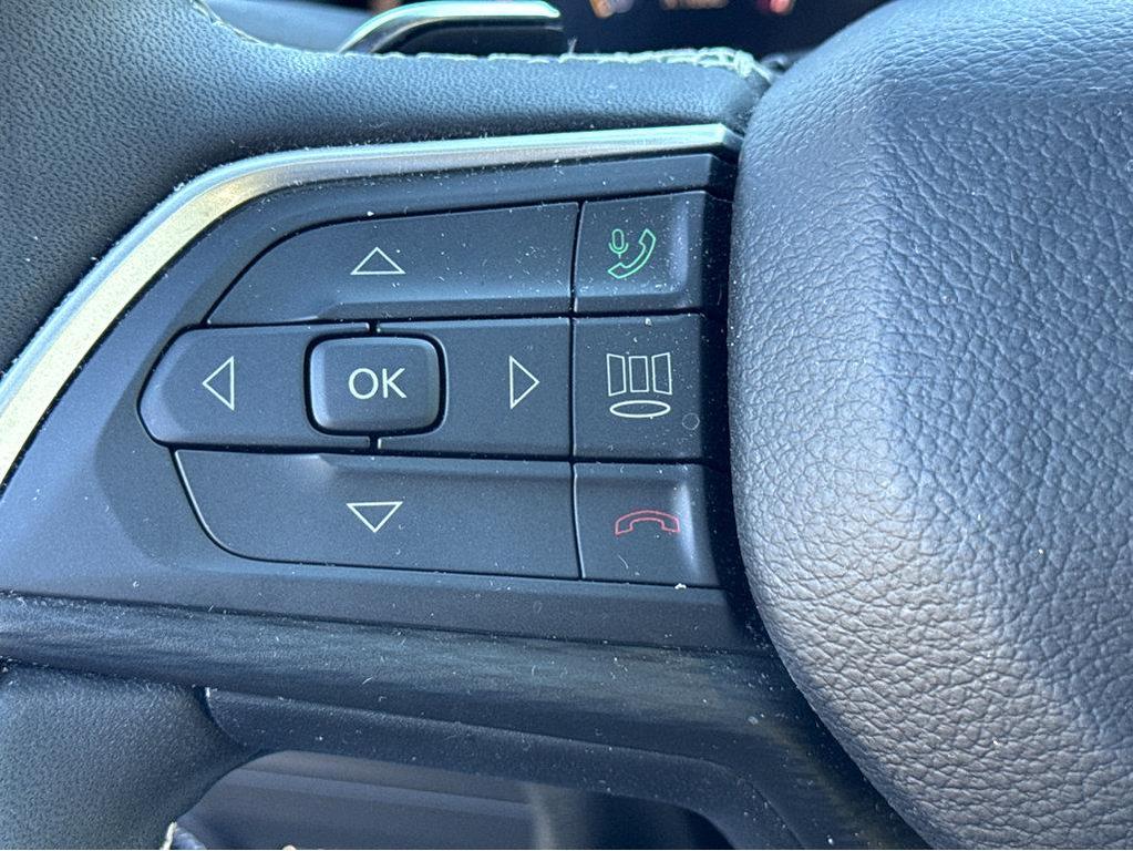 used 2023 Jeep Grand Cherokee car, priced at $34,700