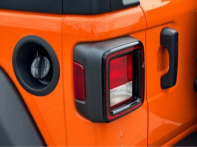 new 2025 Jeep Wrangler car, priced at $43,880