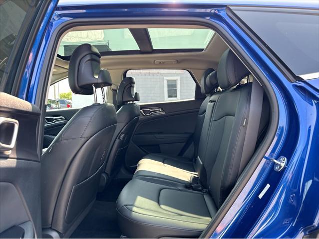 used 2025 Kia Sportage car, priced at $28,934