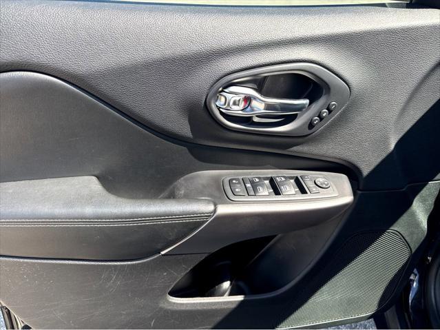 used 2020 Jeep Cherokee car, priced at $20,901