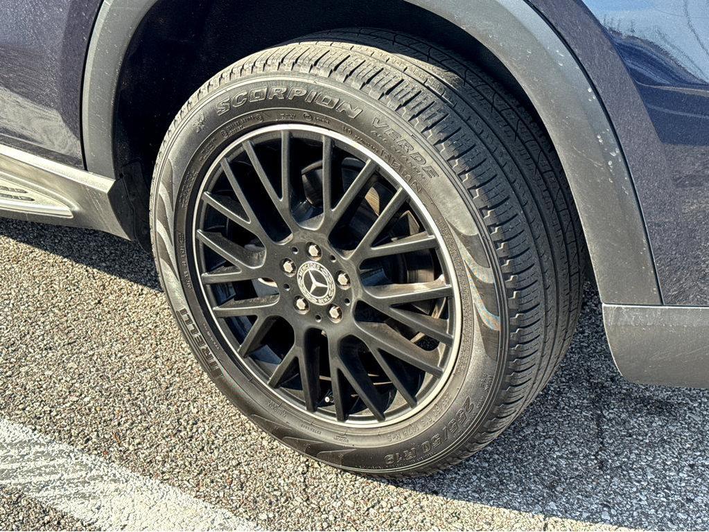 used 2020 Mercedes-Benz GLE 350 car, priced at $28,980