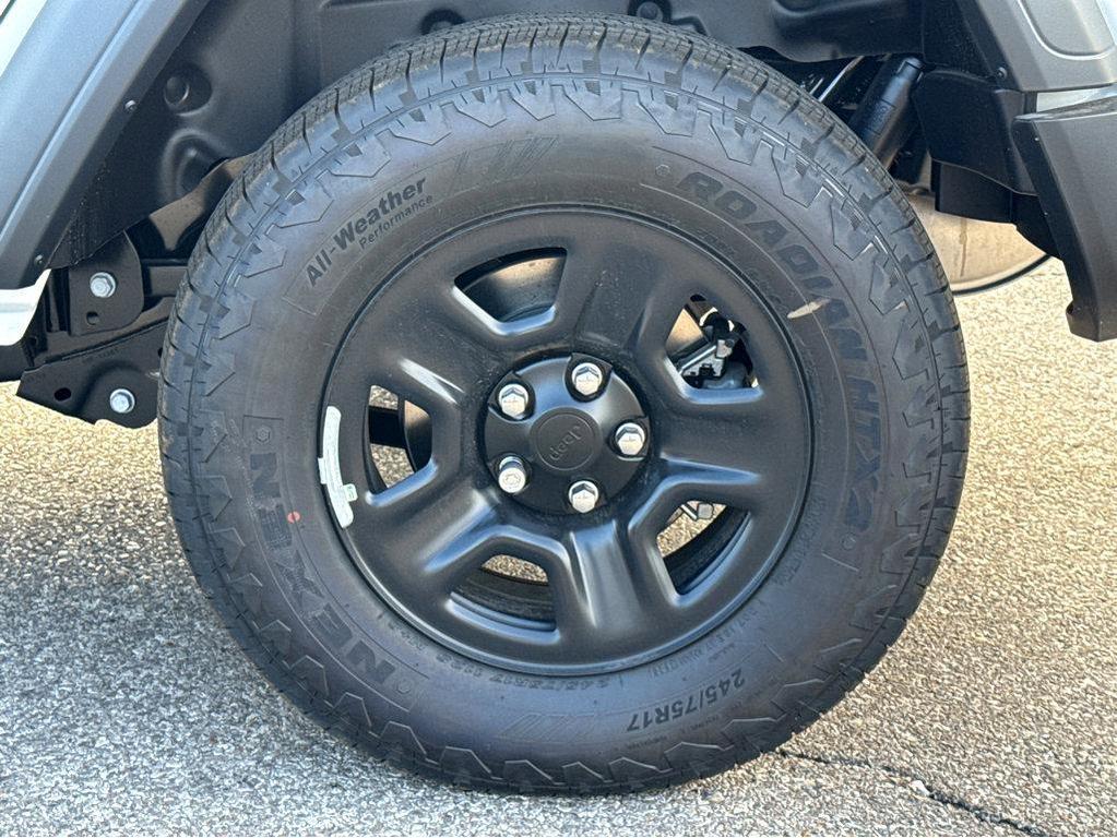 new 2026 Jeep Wrangler car, priced at $44,585