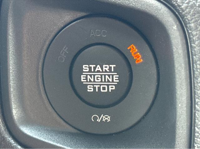 new 2025 Jeep Wrangler car, priced at $45,385