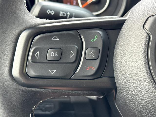 new 2025 Jeep Wrangler car, priced at $45,385