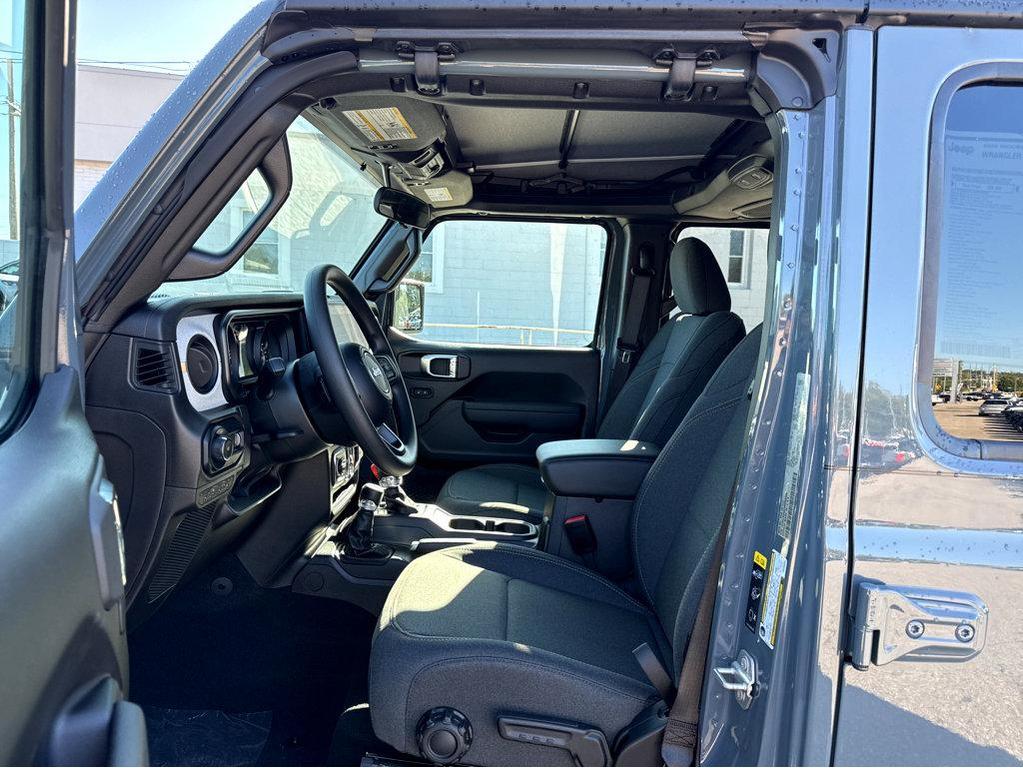 new 2025 Jeep Wrangler car, priced at $42,380