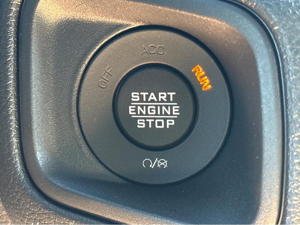 new 2025 Jeep Wrangler car, priced at $42,380