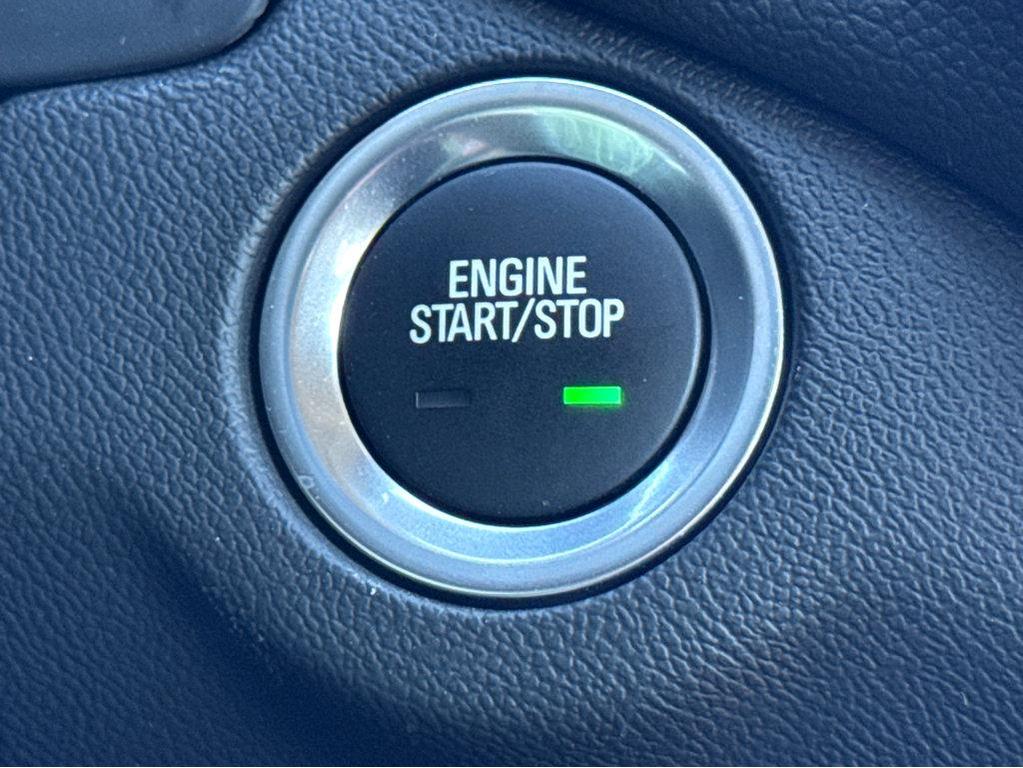 used 2024 Chevrolet Equinox car, priced at $22,300