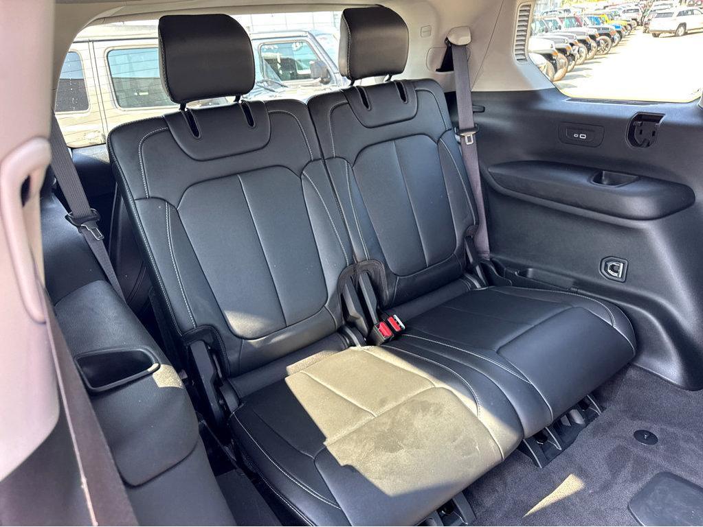used 2021 Jeep Grand Cherokee L car, priced at $28,982