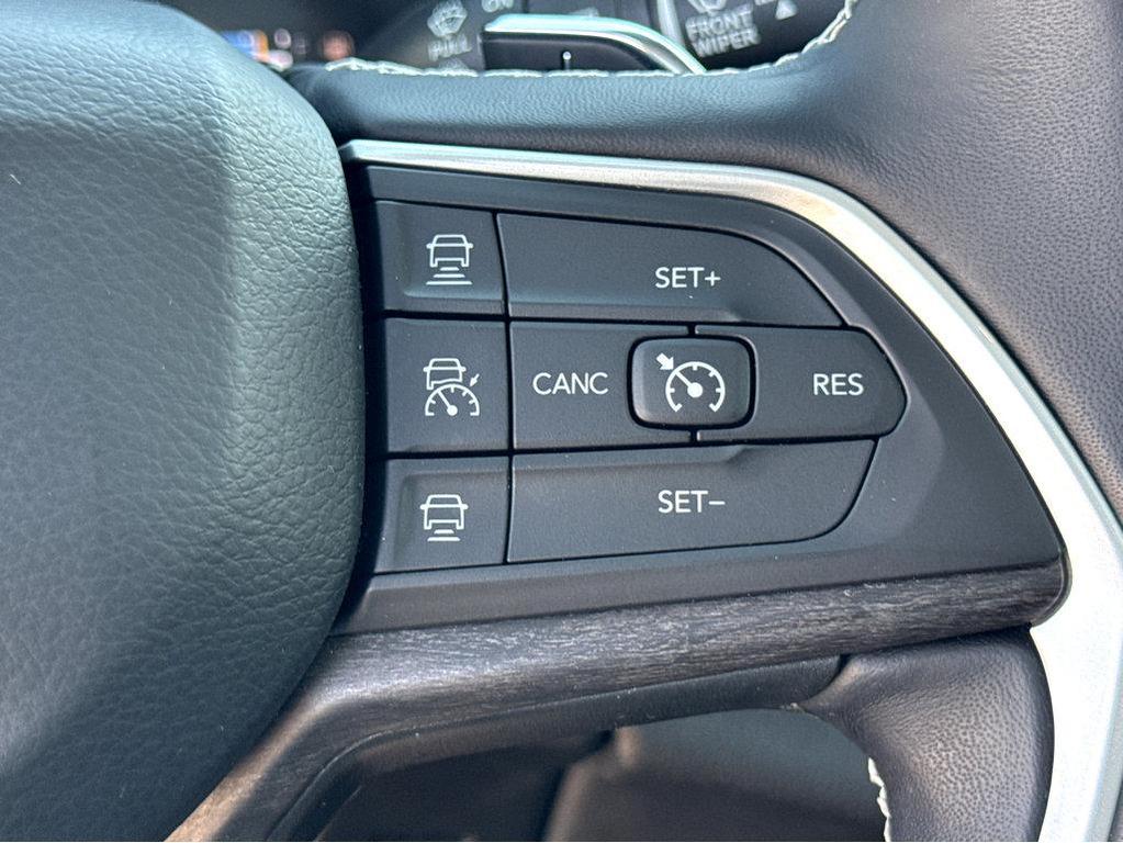 used 2021 Jeep Grand Cherokee L car, priced at $28,982
