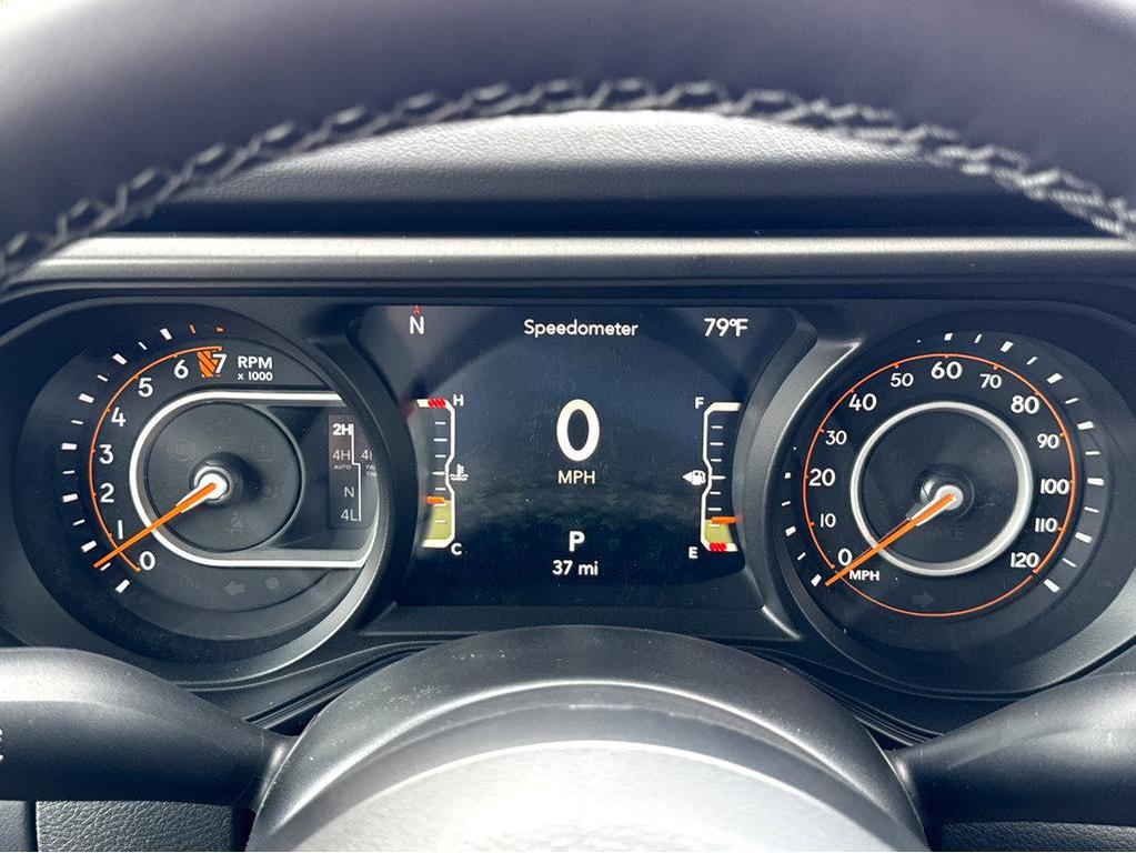 new 2025 Jeep Gladiator car, priced at $63,690