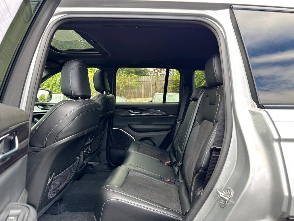 used 2022 Jeep Grand Cherokee car, priced at $34,300