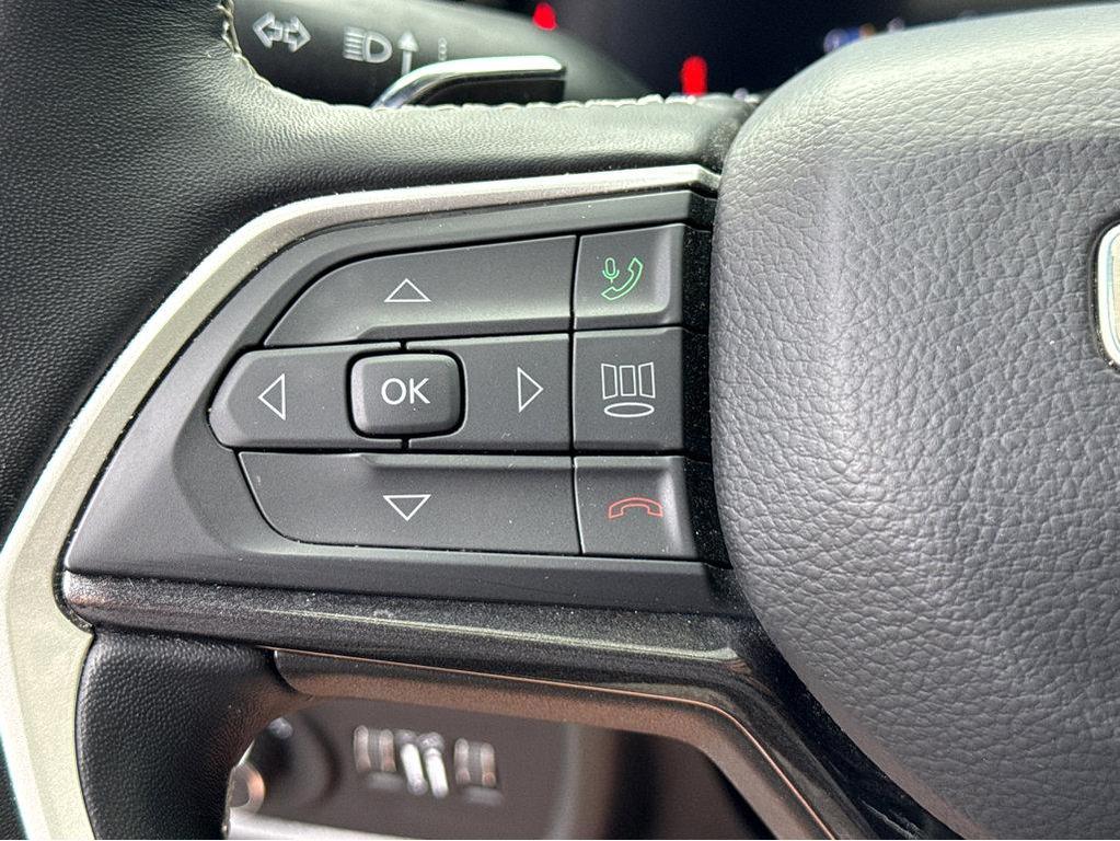 used 2022 Jeep Grand Cherokee car, priced at $34,300