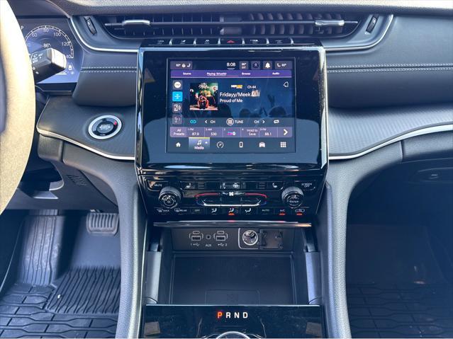 new 2025 Jeep Grand Cherokee L car, priced at $45,750