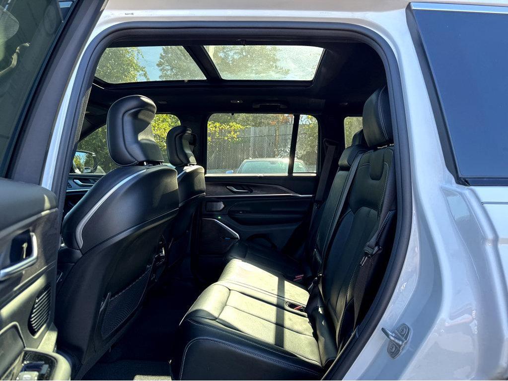 used 2022 Jeep Grand Cherokee car, priced at $38,500