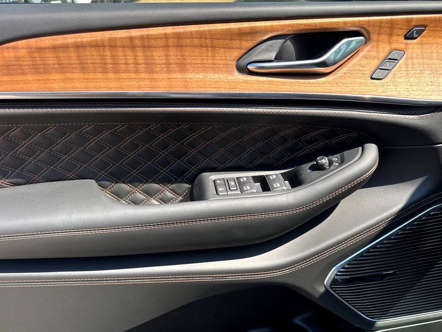 new 2025 Jeep Grand Cherokee car, priced at $71,425