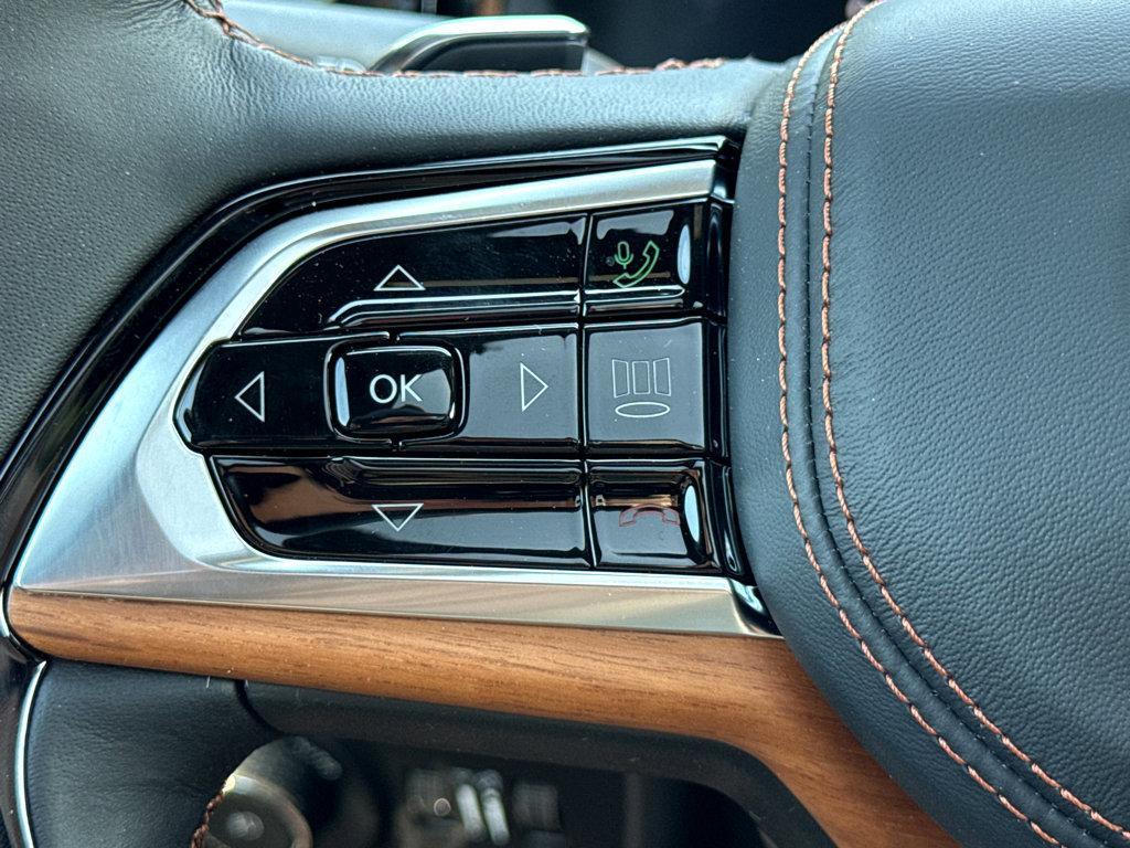 new 2025 Jeep Grand Cherokee car, priced at $71,425