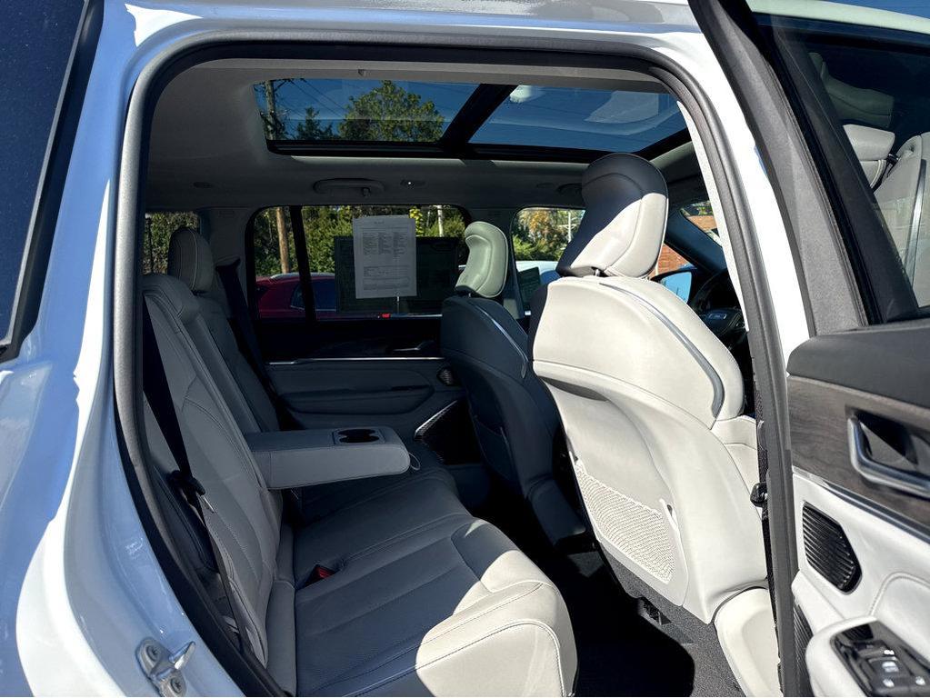 used 2022 Jeep Grand Cherokee 4xe car, priced at $32,290