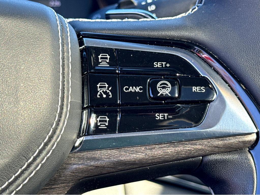 used 2022 Jeep Grand Cherokee 4xe car, priced at $32,290